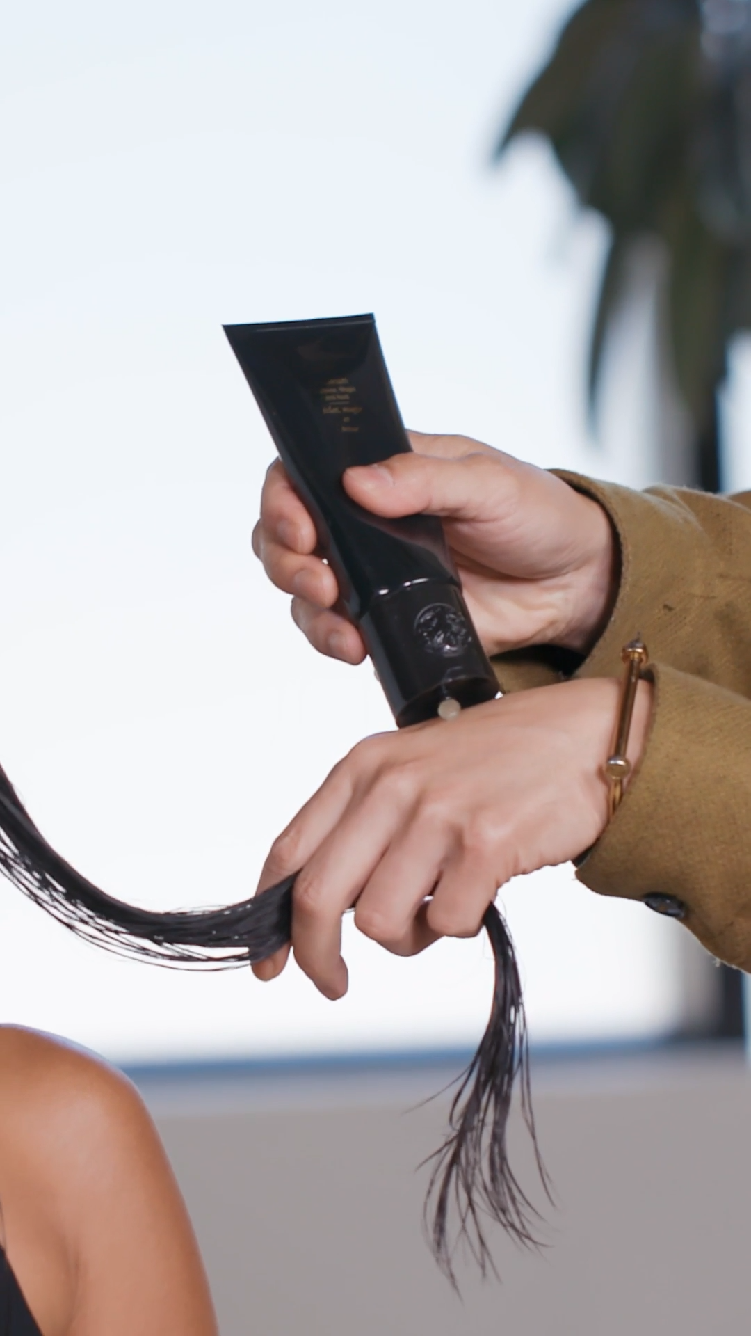 How to Apply Gel Sérum Radiance, Magic and Hold with Kien Hoang